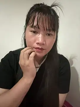 Suni-ii online show from 04-18-26, 10:41