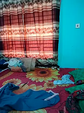 Snapshot of soft_couple778 chatting on 02-22-26, 06:13 soft couple778 online show from 02-22-26, 06:13