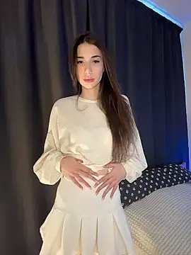 Snapshot of LaineTop1 chatting on 01-08-26, 10:39 LaineTop1 online show from 01-08-26, 10:39