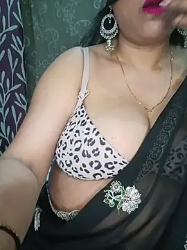 Snapshot of Hot-BHABHI696 chatting on 04-22-26, 09:33 Hot-BHABHI696 online show from 04-22-26, 09:33