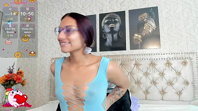 Snapshot of MeganRosseX chatting on 01-17-26, 08:56 MeganRosseX online show from 01-17-26, 08:56