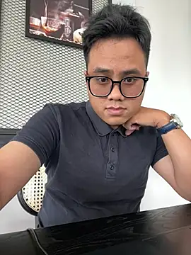 Snapshot of jasonasia01 chatting on 01-12-26, 04:50 jasonasia01 online show from 01-12-26, 04:50