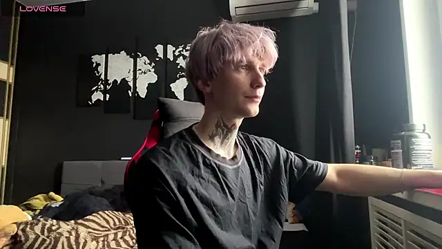 Snapshot of Mastur_Bister chatting on 01-10-26, 12:29 Mastur Bister online show from 01-10-26, 12:29