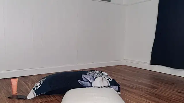 Bilie Desire online show from 03-16-26, 05:44