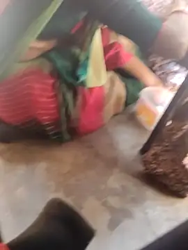 Snapshot of Cupalshow123 chatting on 02-15-26, 08:57 Cupalshow123 online show from 02-15-26, 08:57