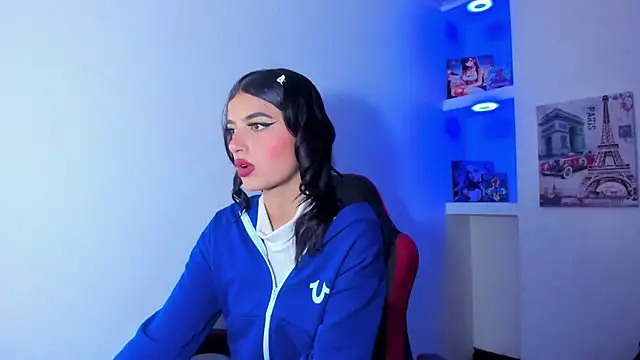 honeyluxe  online show from 04-12-26, 05:12