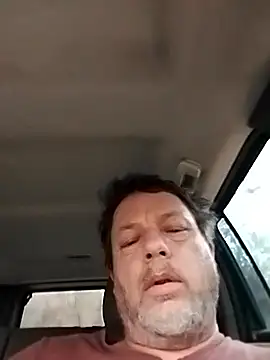 Snapshot of Rayc61973@xh chatting on 01-08-26, 10:12 Rayc61973xh online show from 01-08-26, 10:12