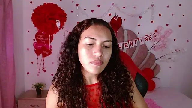 Snapshot of Naya__fox723 chatting on 02-14-26, 05:53 Naya fox723 online show from 02-14-26, 05:53