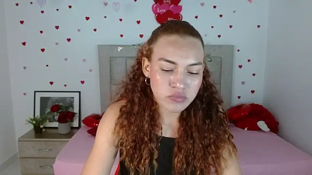 Snapshot of Naya__fox723 chatting on 03-10-26, 11:21 Naya fox723 online show from 03-10-26, 11:21