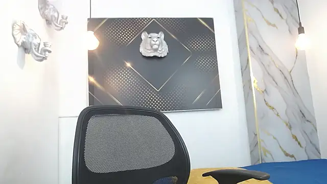 Snapshot of Ostin_Morgan chatting on 01-08-26, 02:47 Ostin Morgan online show from 01-08-26, 02:47