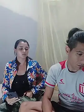 Rodrigohernan19 online show from 06-06-26, 03:00