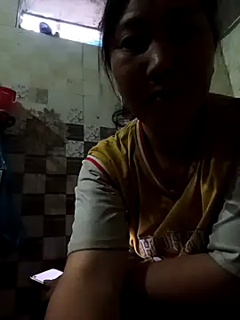 Snapshot of vesla-2k chatting on 04-29-26, 11:03 vesla-2k online show from 04-29-26, 11:03