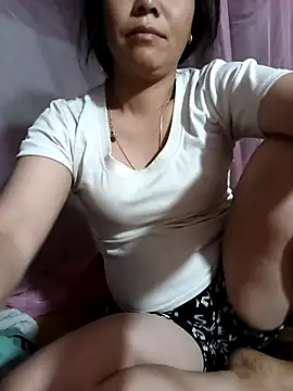 Snapshot of vesla-2k chatting on 05-11-26, 08:39 vesla-2k online show from 05-11-26, 08:39