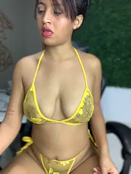 Snapshot of PaulaSweetFire_ chatting on 02-10-26, 09:30 PaulaSweetFire online show from 02-10-26, 09:30