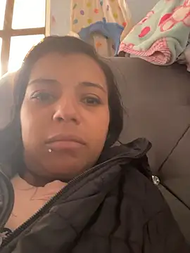 cinthia2011 online show from 01-14-26, 05:51