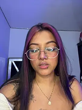 queen of you heart online show from 01-14-26, 02:39