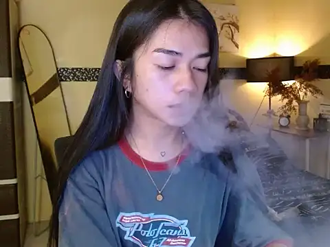 Snapshot of EnviousMaddie chatting on 02-11-26, 03:06 EnviousMaddie online show from 02-11-26, 03:06