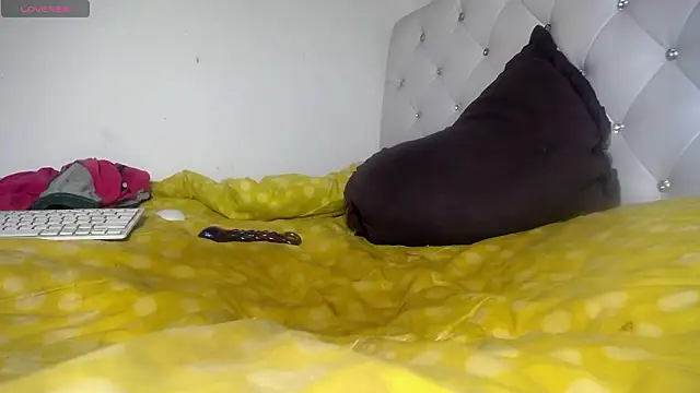 Esmeraldita788 online show from 02-01-26, 09:24