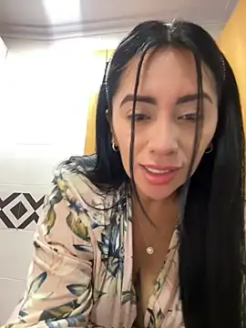 nataliia queen  online show from 05-24-26, 05:40