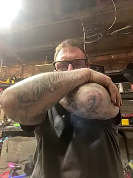 WIDBIGWHITECOCK online show from 03-14-26, 05:13