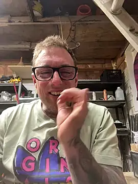 WIDBIGWHITECOCK online show from 03-21-26, 12:26