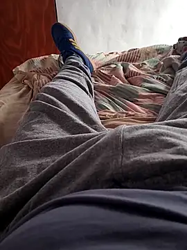 Snapshot of Pitypin7 chatting on 03-09-26, 02:54 Pitypin7 online show from 03-09-26, 02:54