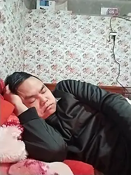 Snapshot of zuzu0099 chatting on 02-02-26, 07:40 zuzu0099 online show from 02-02-26, 07:40