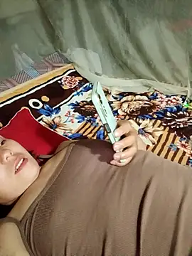 vanvan005 online show from 04-14-26, 01:28