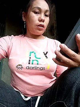 Snapshot of vanvan005 chatting on 07-17-26, 11:31 vanvan005 online show from 07-17-26, 11:31