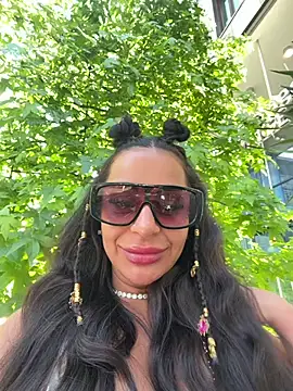 sweetxlayla online show from 06-15-26, 05:59