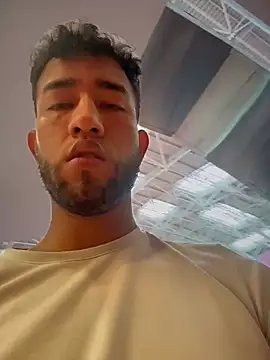 Snapshot of liam_bronw chatting on 05-07-26, 03:17 liam bronw online show from 05-07-26, 03:17
