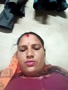 Hot hiuj online show from 02-17-26, 07:42