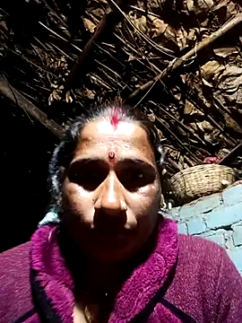 Snapshot of Hot_bhi38 chatting on 01-16-26, 07:51 Hot bhi38 online show from 01-16-26, 07:51