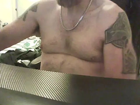 loudandproud online show from 05-08-26, 07:57