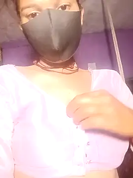 Snapshot of Kinjal_setty chatting on 05-14-26, 10:38 Kinjal setty online show from 05-14-26, 10:38