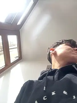 ravenryx online show from 04-12-26, 11:59