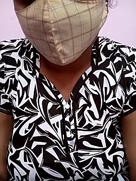 Snapshot of Ammu14399 chatting on 02-17-26, 07:05 Ammu14399 online show from 02-17-26, 07:05