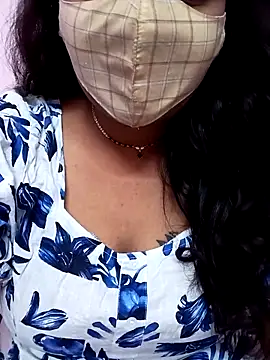 Snapshot of Ammu14399 chatting on 02-21-26, 07:09 Ammu14399 online show from 02-21-26, 07:09