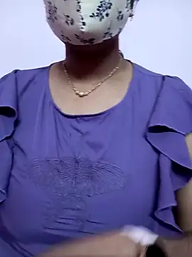 Snapshot of Ammu14399 chatting on 03-10-26, 02:44 Ammu14399 online show from 03-10-26, 02:44