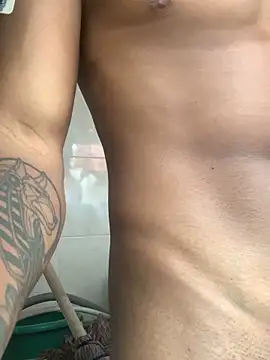 Snapshot of ed_Cj88 chatting on 03-06-26, 01:29 ed Cj88 online show from 03-06-26, 01:29