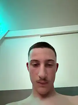 Snapshot of chrisst32 chatting on 01-10-26, 02:19 chrisst32 online show from 01-10-26, 02:19