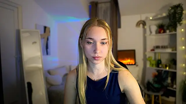 Snapshot of MilaBunny2000 chatting on 01-14-26, 11:16 MilaBunny2000 online show from 01-14-26, 11:16