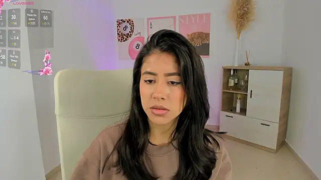 Snapshot of Sussan_Monroe chatting on 02-18-26, 10:22 Sussan Monroe online show from 02-18-26, 10:22