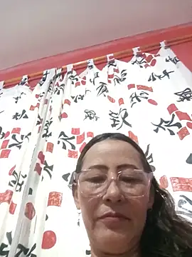 Snapshot of Salome_69 chatting on 06-09-26, 03:12 Salome 69 online show from 06-09-26, 03:12