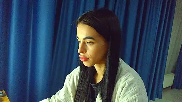 Snapshot of Vlada_Elfie chatting on 03-08-26, 05:39 Vlada Elfie online show from 03-08-26, 05:39