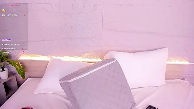 Snapshot of lanna_18_ chatting on 01-07-26, 11:45 lanna 18 online show from 01-07-26, 11:45