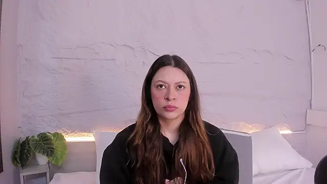 lanna 18  online show from 03-12-26, 11:49