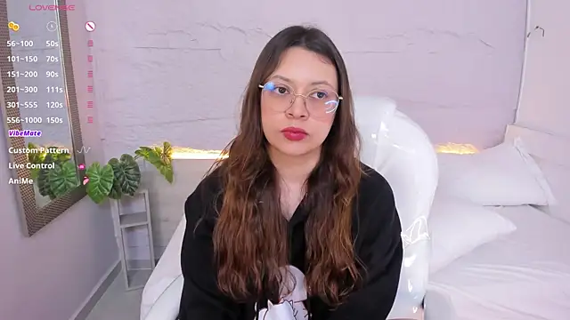 lanna 18  online show from 07-06-26, 03:03