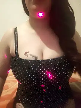 Snapshot of Doodqueen chatting on 01-06-26, 05:27 Doodqueen online show from 01-06-26, 05:27