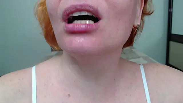 Snapshot of _Sweet_Dream_ chatting on 02-28-25, 06:09 Sweet Dream online show from 02-28-25, 06:09